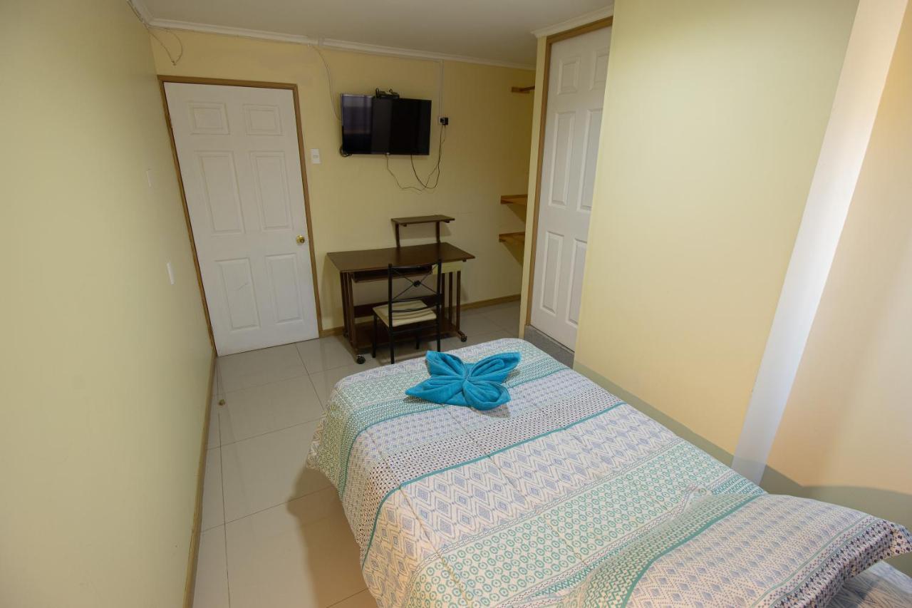 Hostal Beatriz Тальталь Экстерьер фото